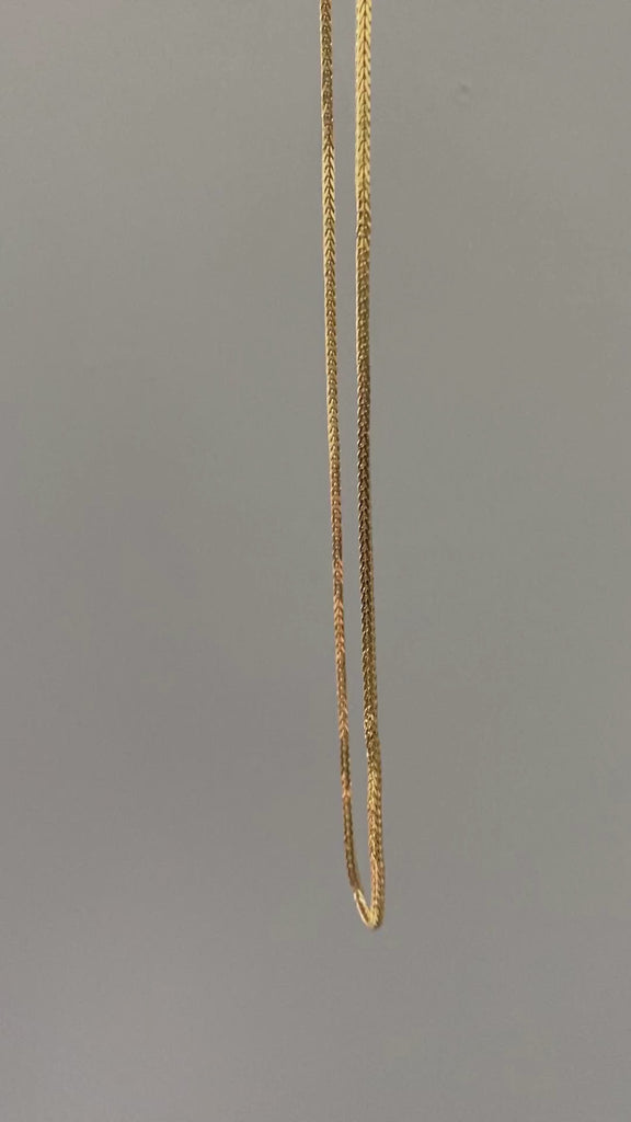 Vintage 18k italian foxtail link necklace measures 31.5 inches long