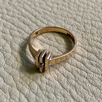 Art deco style vintage diamond ring in solid 14k gold - ring size 6