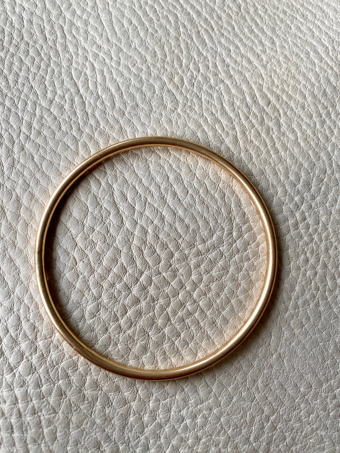 Scandinavian vintage 14k Gold tubular bangle