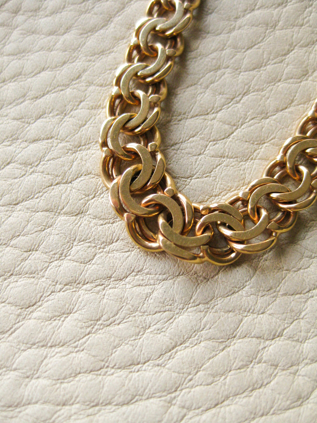 21.3g Gold necklace - Graduated double link solid 18k gold - Swedish vintage 1960s