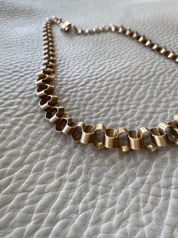 vintage danish 14k ruffle necklace 17.5 inches long